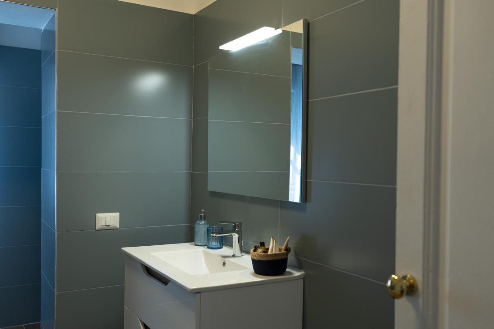 Palazzo Manzoni Apartments Bari Habitación foto