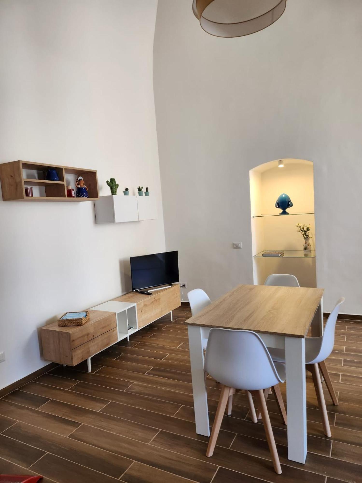 Palazzo Manzoni Apartments Bari Habitación foto