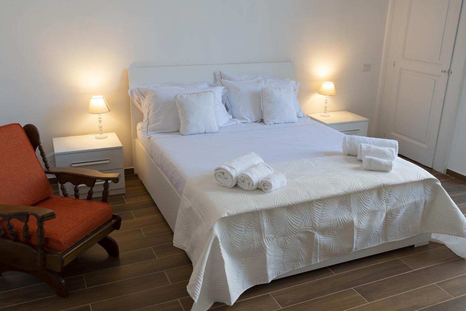 Palazzo Manzoni Apartments Bari Habitación foto
